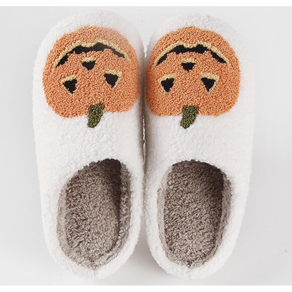 Warm and Fluffy Cartoon Pumpkin Slippers for Stylish Indoor Relaxation - Picture 4 of 7
